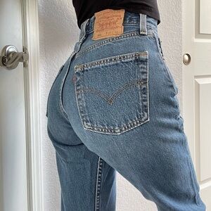 Vintage Levi’s Mom jeans 501